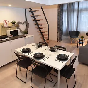 The Apex Residences Daire Budapeşte