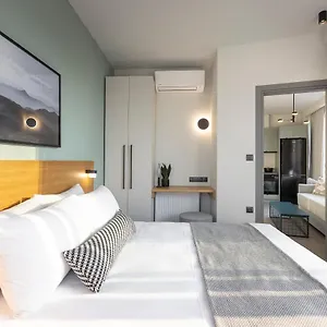 K4 0 Apartments, Historical Center, #feelslikehome Daire Selanik